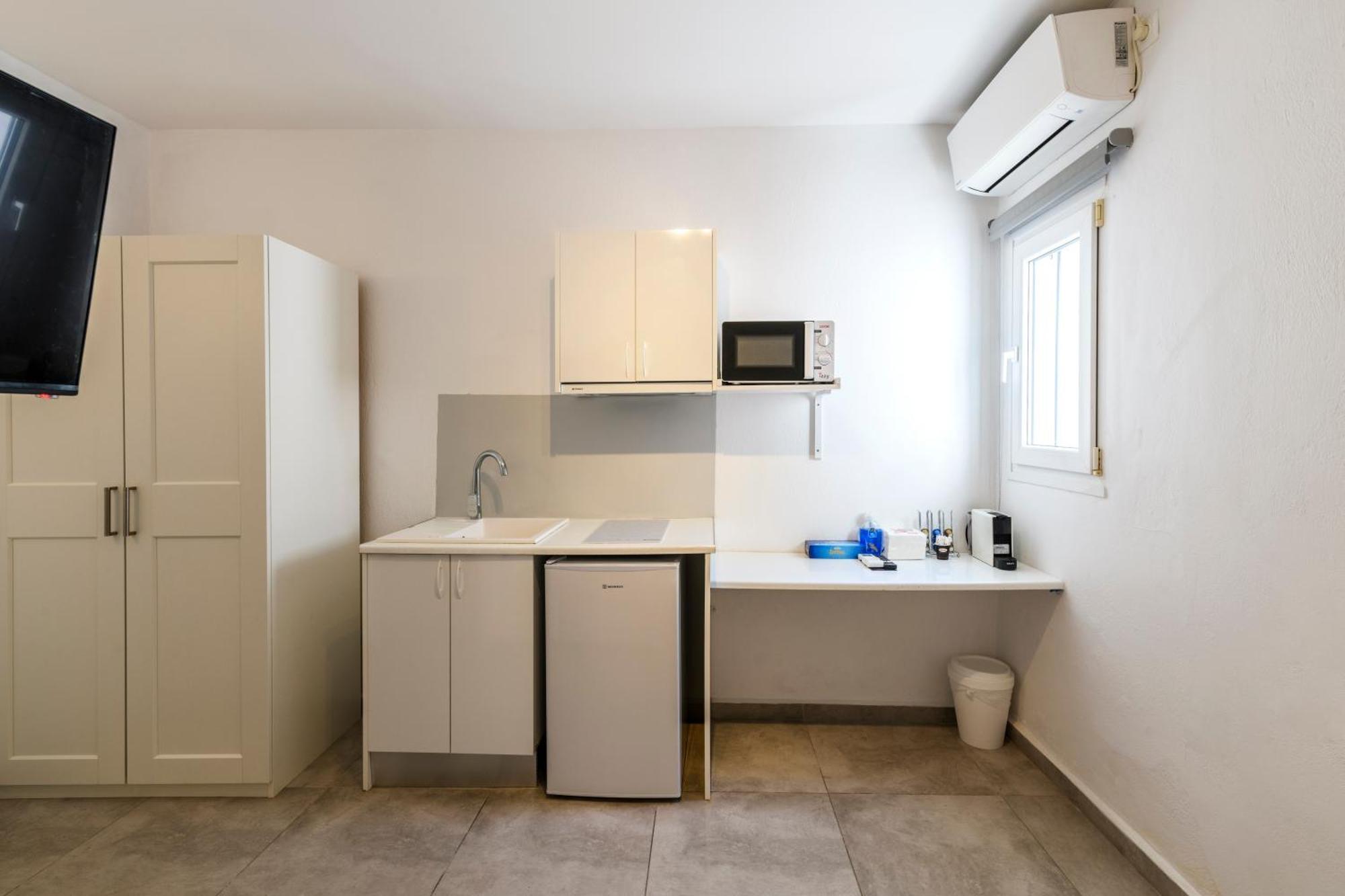 Eleven Keys Apartments Mykonos Town Exterior photo
