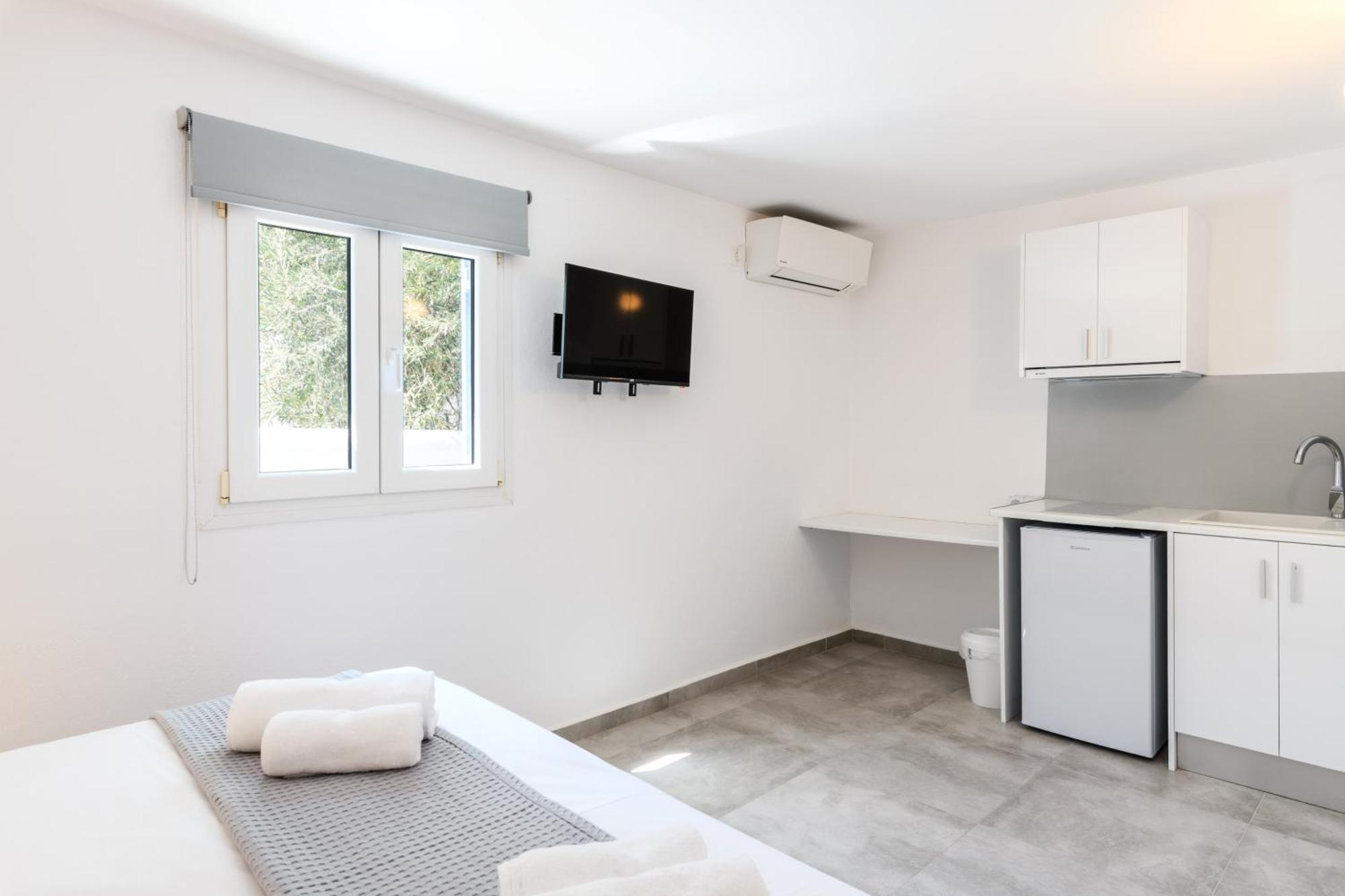 Eleven Keys Apartments Mykonos Town Exterior photo